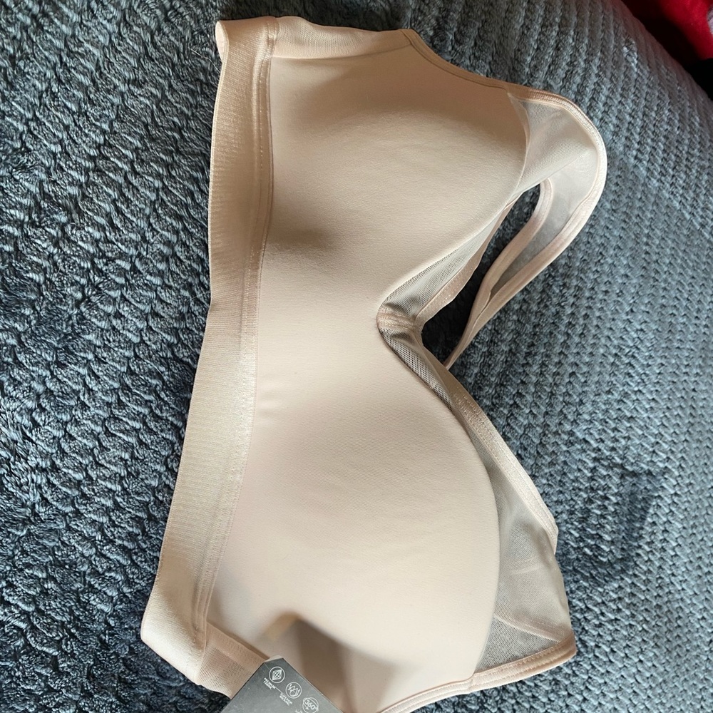 VS Sports Bra